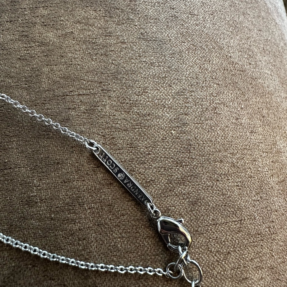 Kendra Scott 💎 - Picture 13 of 17